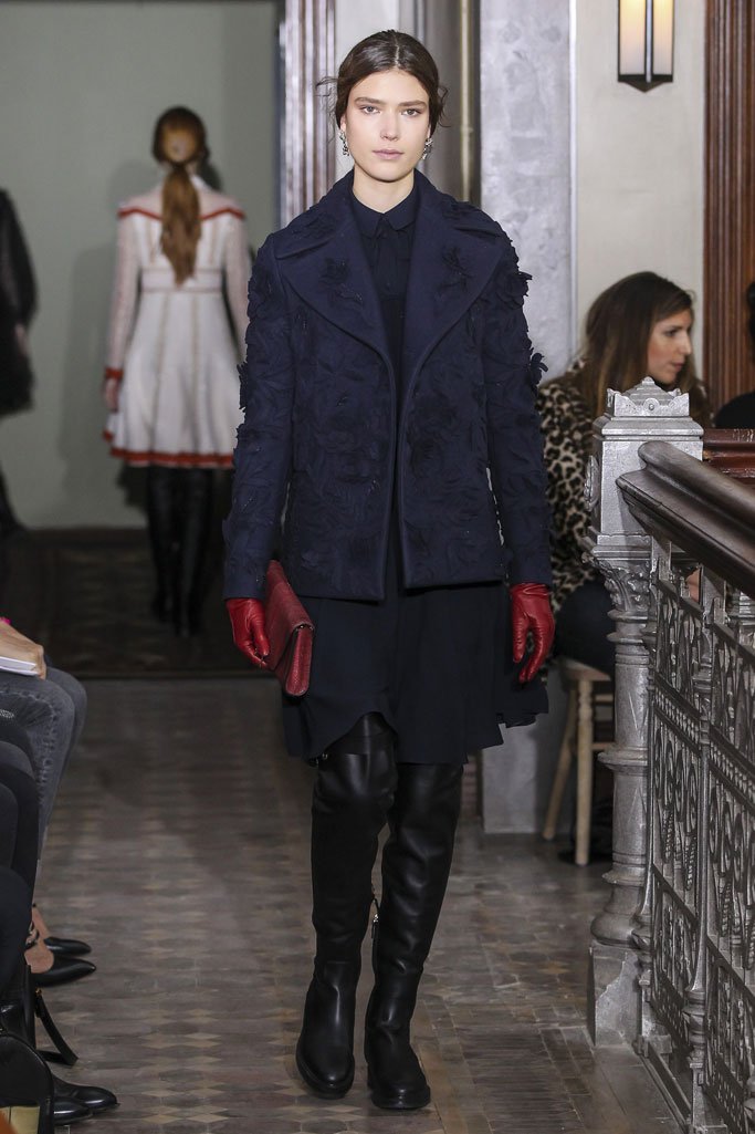 Valentino（华伦天奴）2025纽约时装周女时装秀