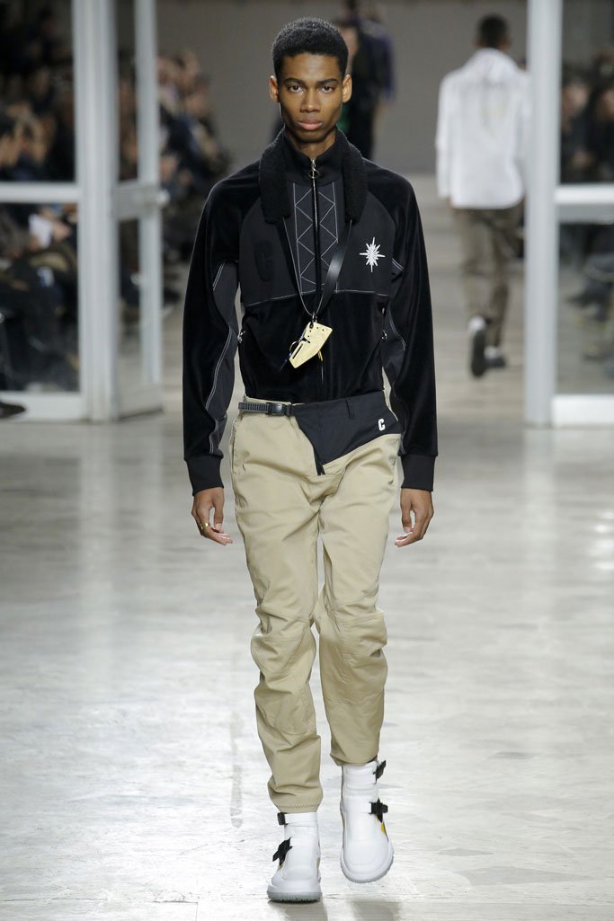 Tim Coppens（蒂姆·科庞）2025佛罗伦萨Pitti Uomo男装秀
