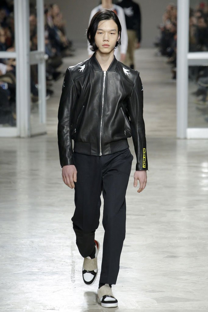 Tim Coppens（蒂姆·科庞）2025佛罗伦萨Pitti Uomo男装秀