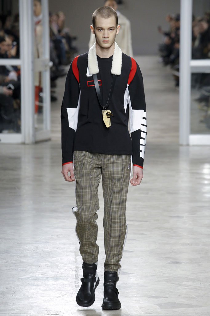 Tim Coppens（蒂姆·科庞）2025佛罗伦萨Pitti Uomo男装秀
