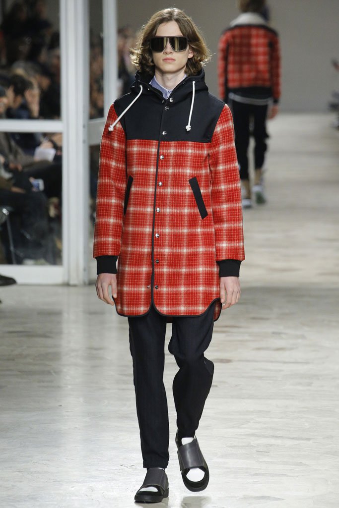 Tim Coppens（蒂姆·科庞）2025佛罗伦萨Pitti Uomo男装秀