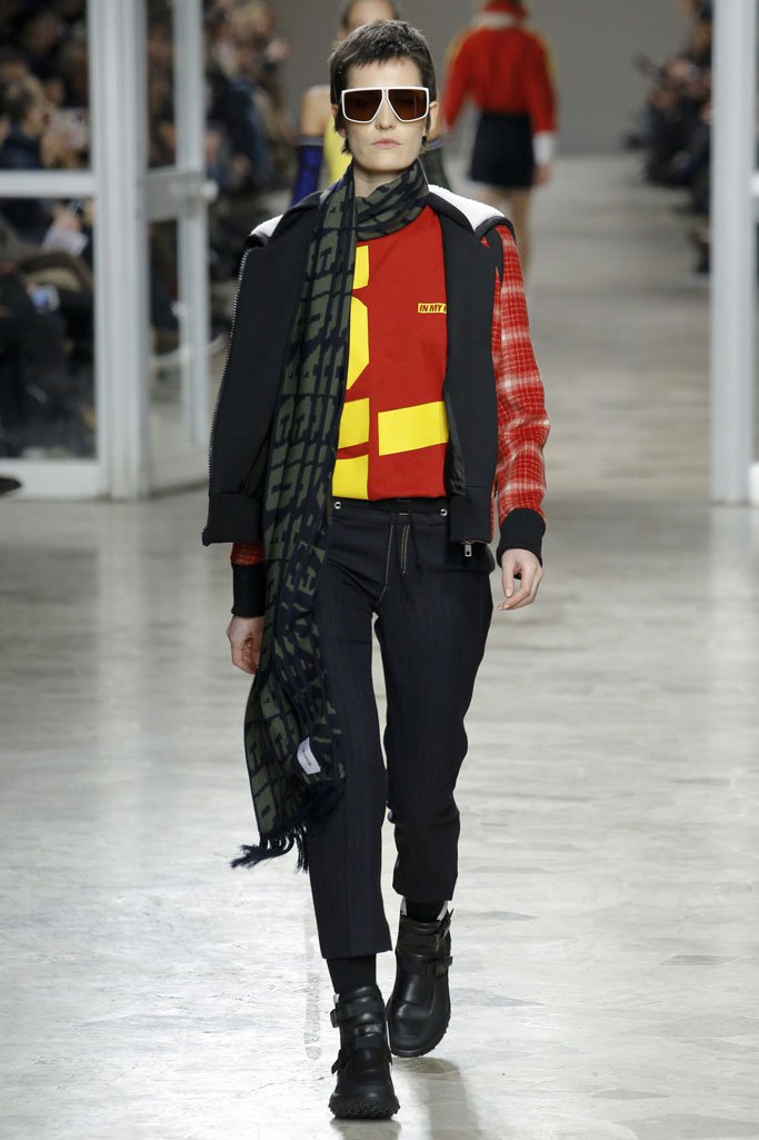 Tim Coppens（蒂姆·科庞）2025佛罗伦萨Pitti Uomo男装秀
