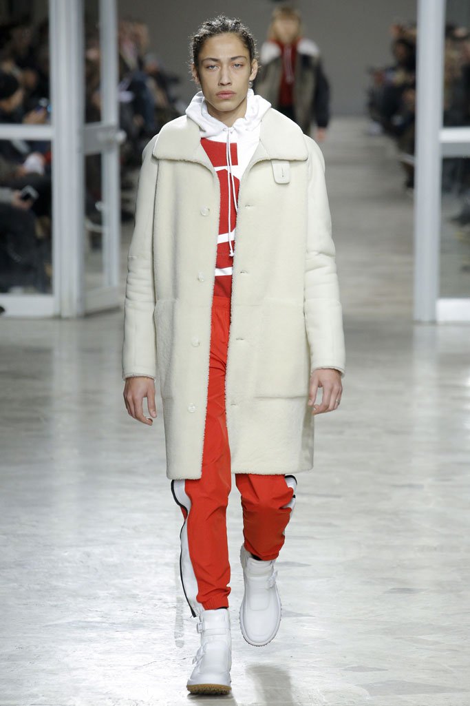 Tim Coppens（蒂姆·科庞）2025佛罗伦萨Pitti Uomo男装秀