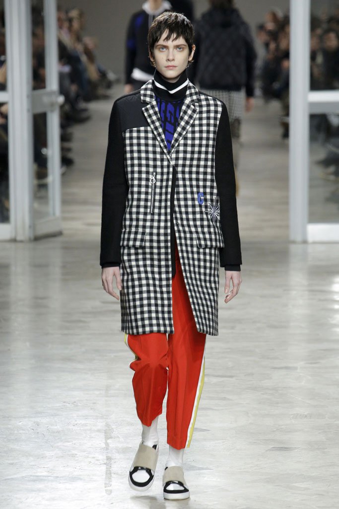 Tim Coppens（蒂姆·科庞）2025佛罗伦萨Pitti Uomo男装秀