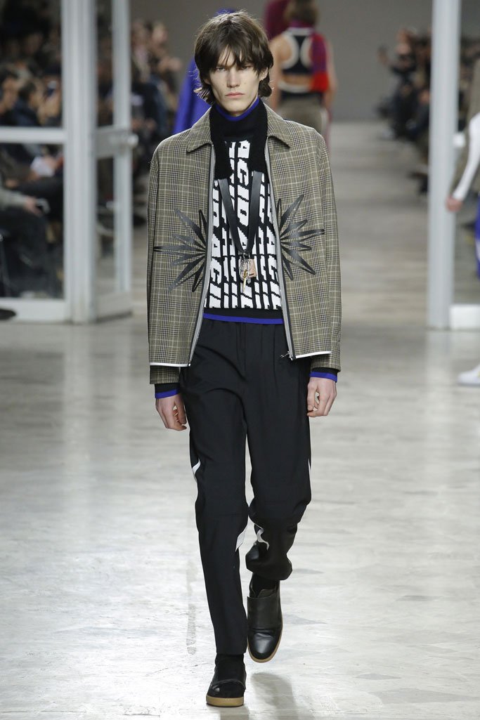 Tim Coppens（蒂姆·科庞）2025佛罗伦萨Pitti Uomo男装秀