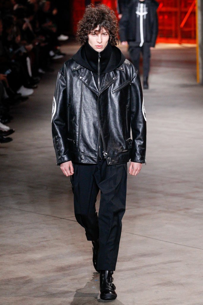 Diesel Black Gold 2025米兰时装周男装秀