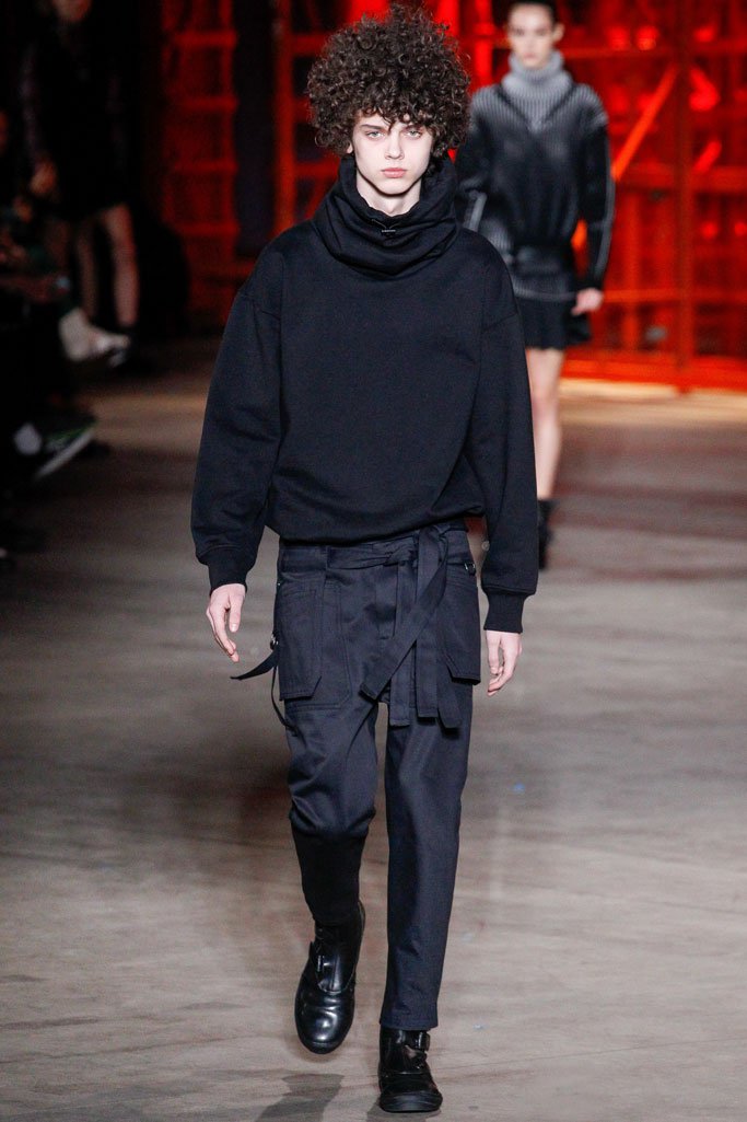 Diesel Black Gold 2025米兰时装周男装秀