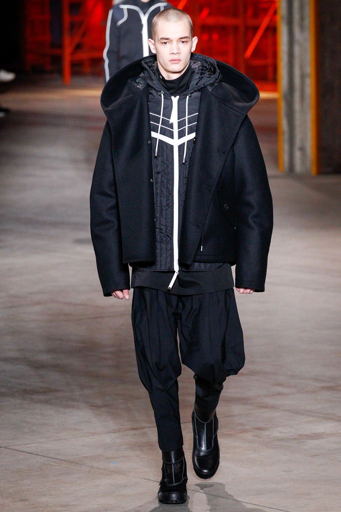 Diesel Black Gold 2025米兰时装周男装秀