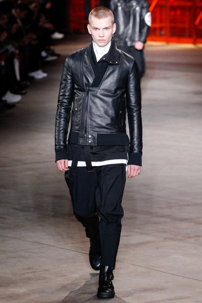 Diesel Black Gold 2025米兰时装周男装秀