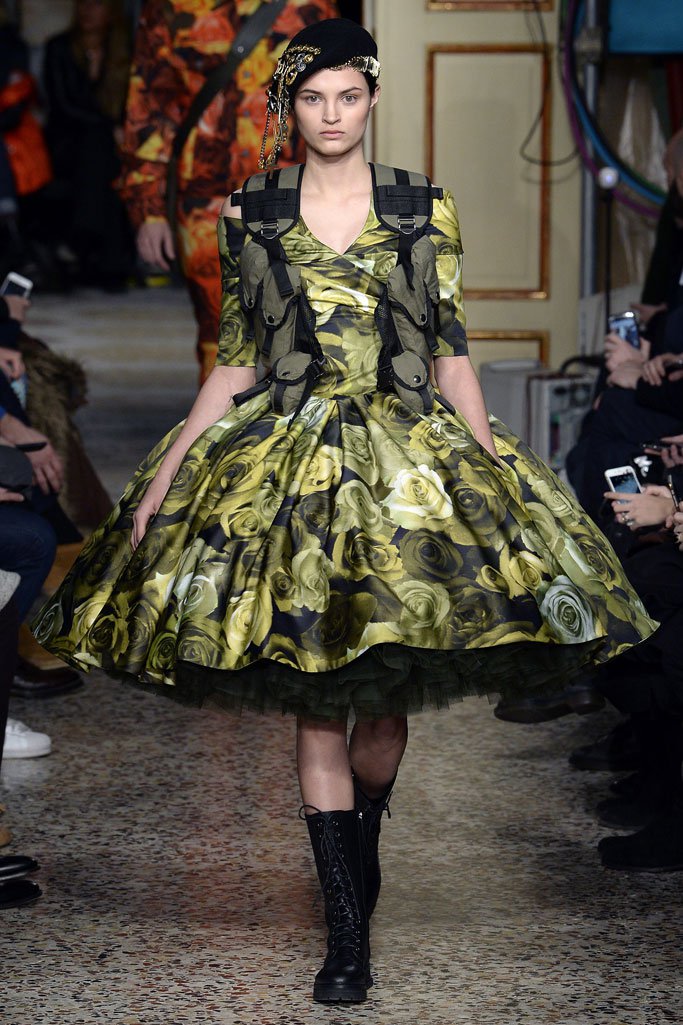 Moschino（莫斯奇诺）2025米兰时装周男装秀