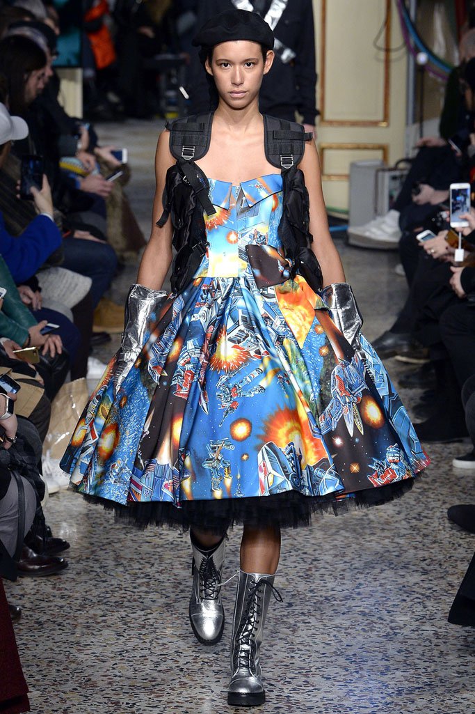 Moschino（莫斯奇诺）2025米兰时装周男装秀