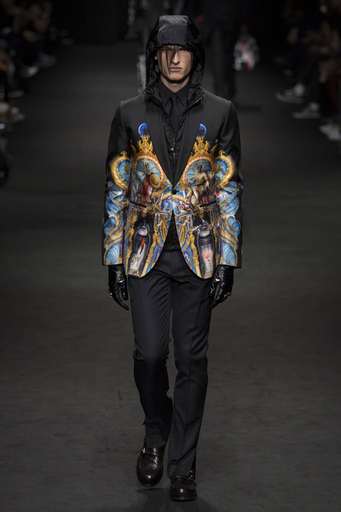 Versace（范思哲）2025米兰时装周秋冬男装秀