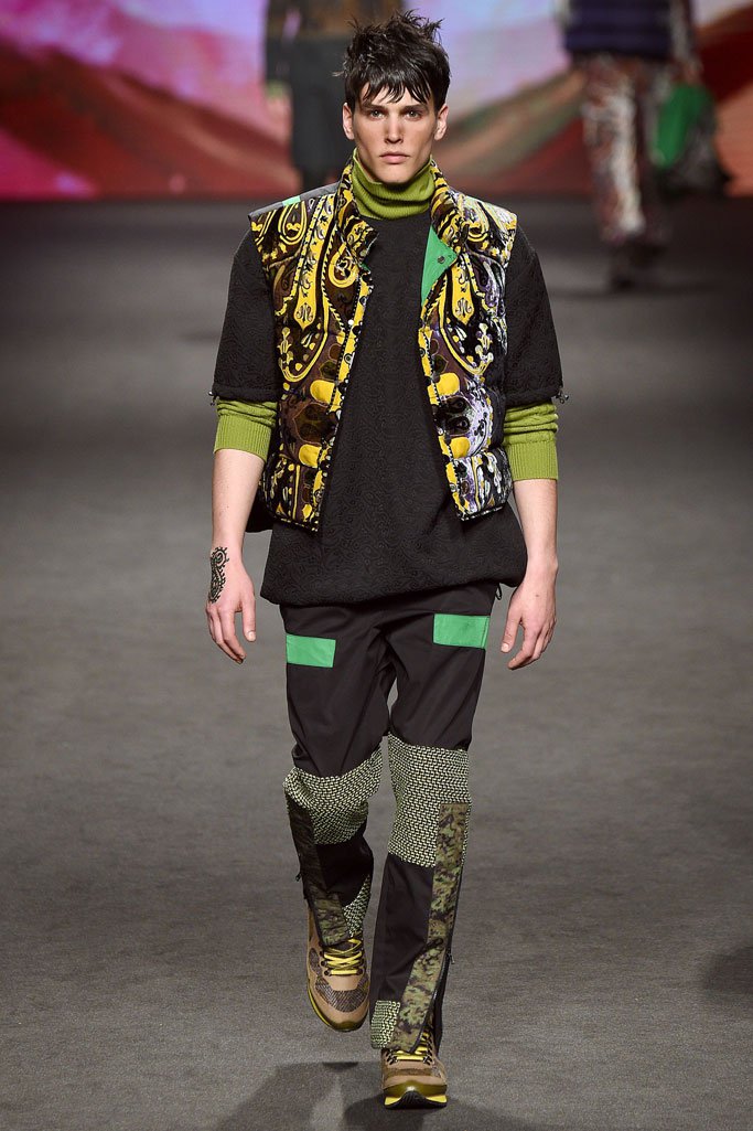 Etro（艾特罗）2025米兰时装周男装秀