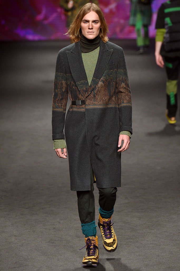 Etro（艾特罗）2025米兰时装周男装秀
