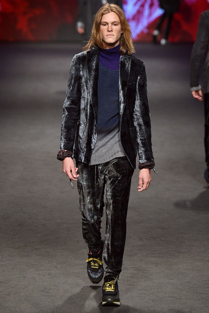 Etro（艾特罗）2025米兰时装周男装秀