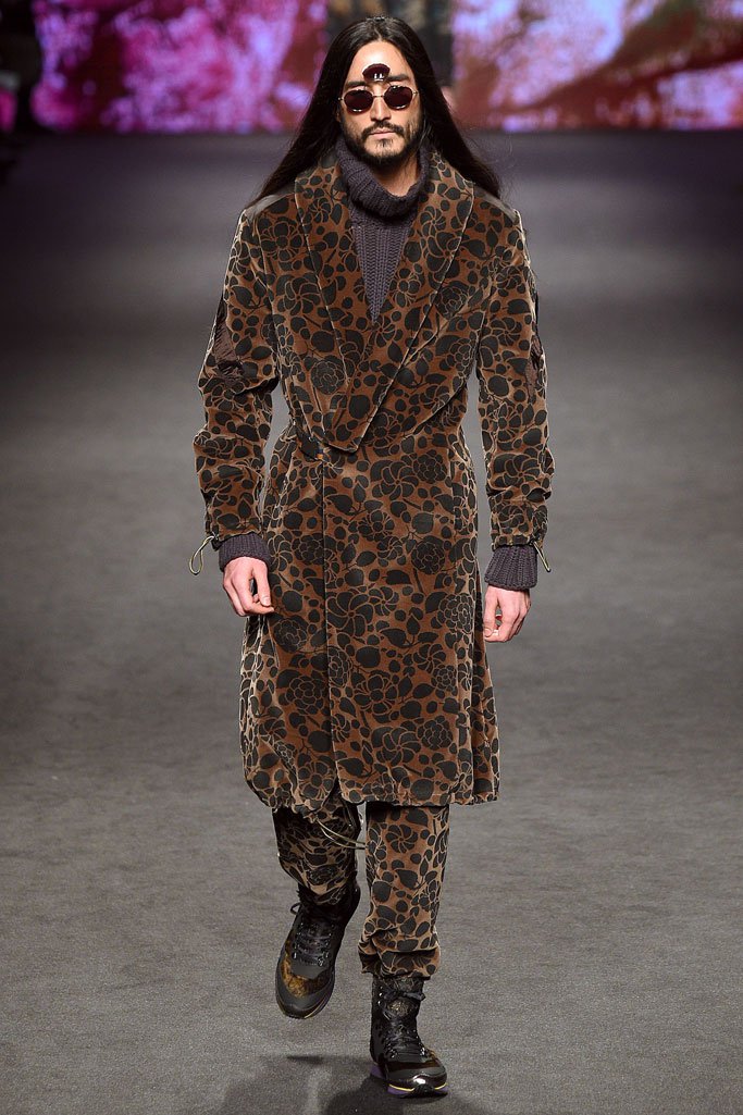 Etro（艾特罗）2025米兰时装周男装秀