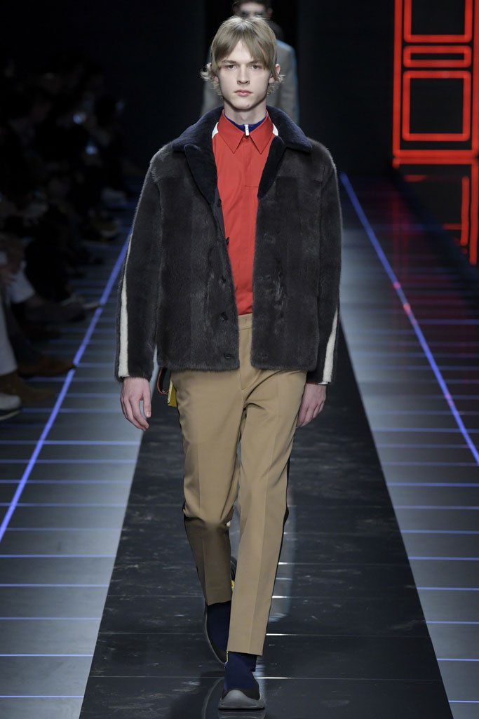 Fendi（芬迪）2025米兰时装周男装秀