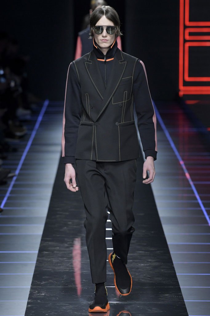 Fendi（芬迪）2025米兰时装周男装秀