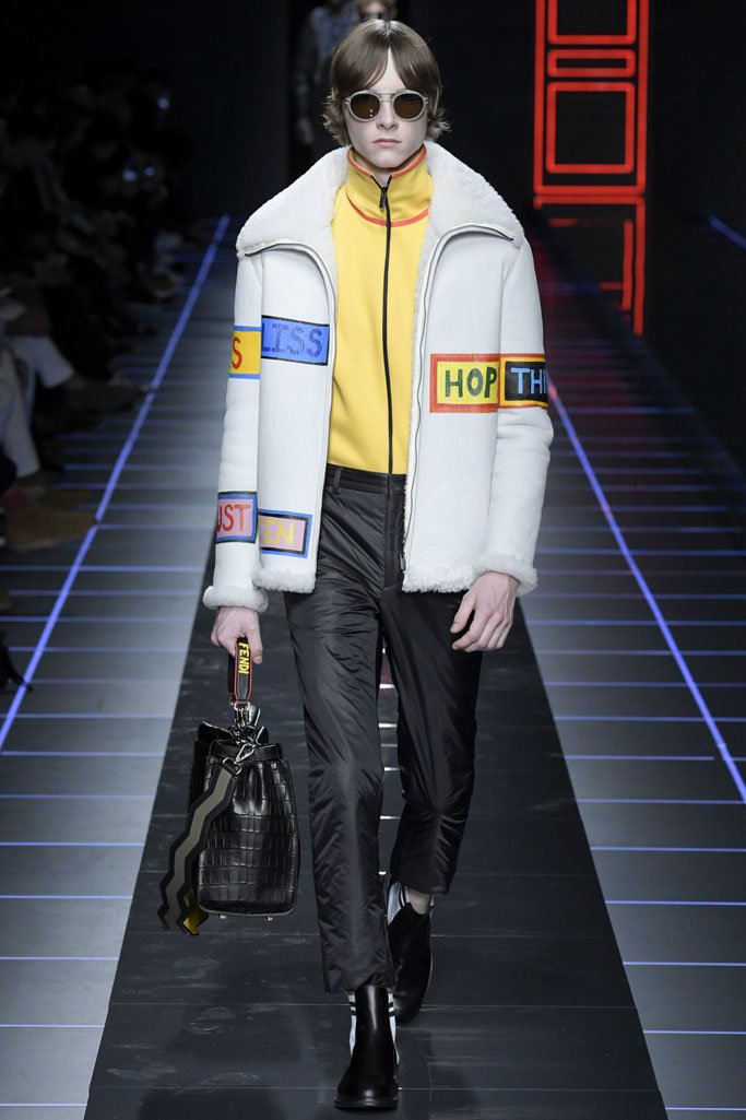 Fendi（芬迪）2025米兰时装周男装秀