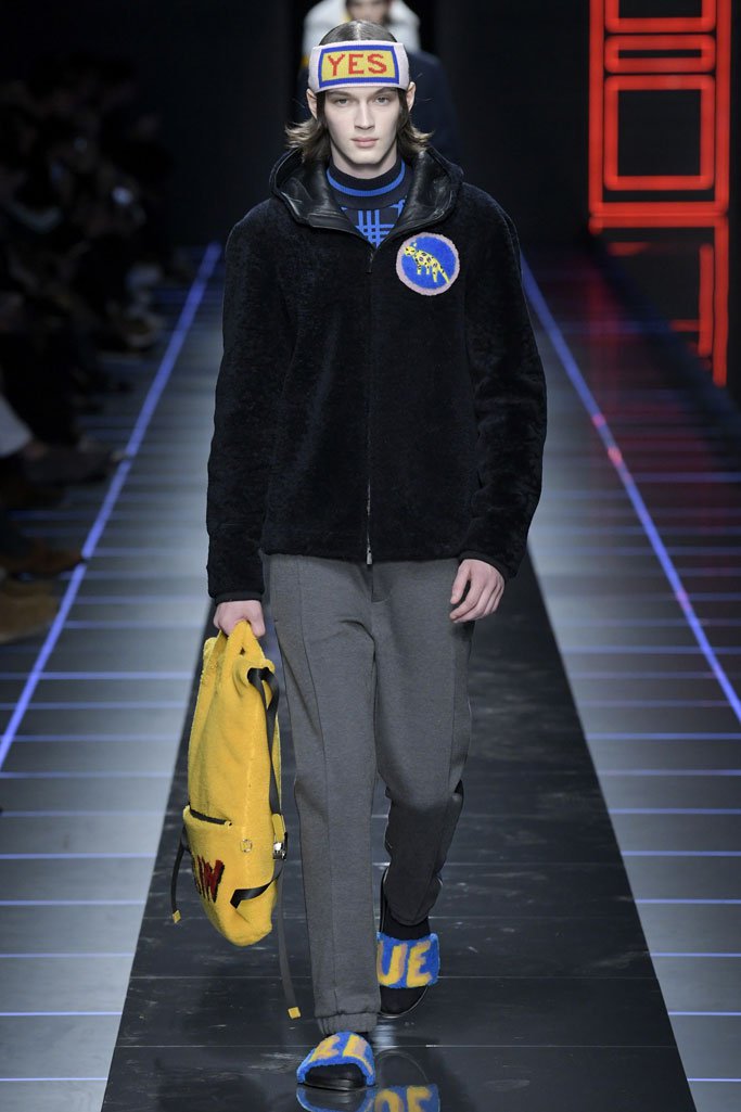 Fendi（芬迪）2025米兰时装周男装秀