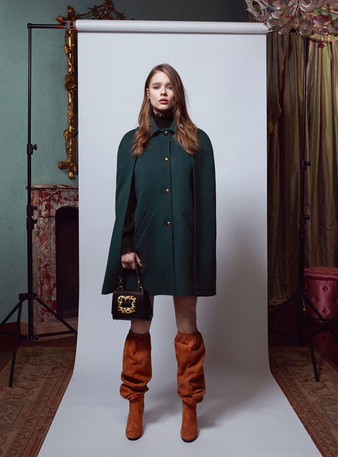 Blumarine（蓝色情人）2025女装品牌广告大片