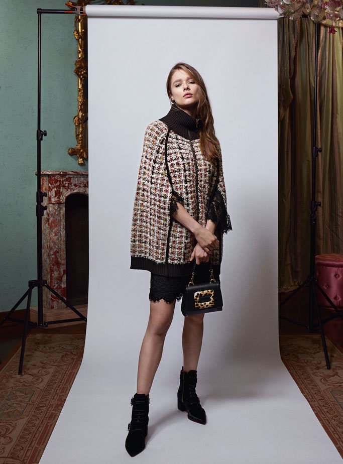 Blumarine（蓝色情人）2025女装品牌广告大片