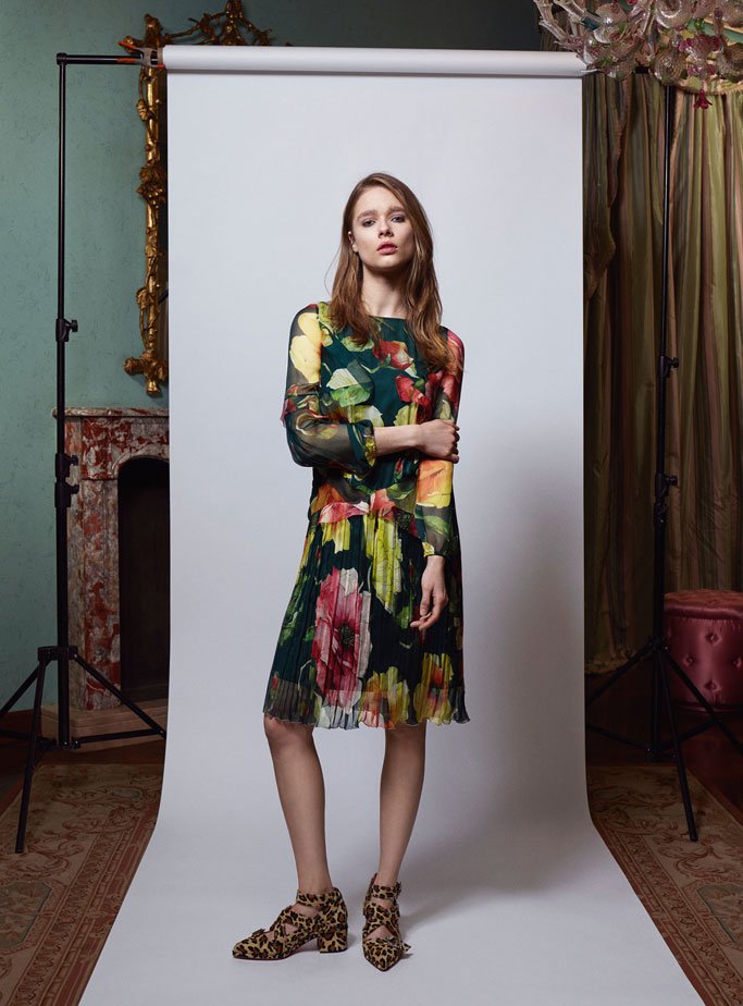 Blumarine（蓝色情人）2025女装品牌广告大片