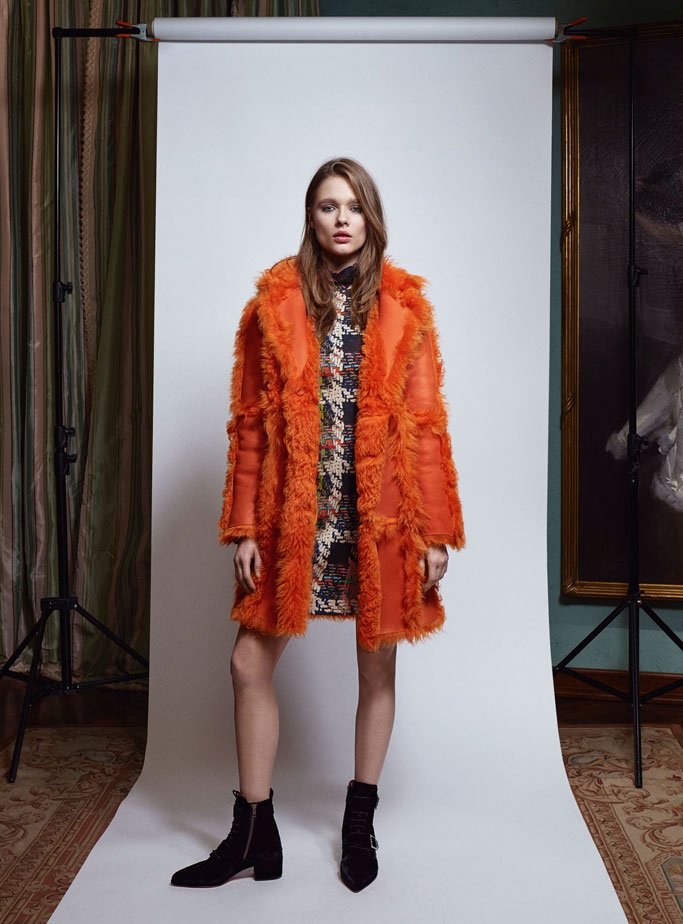 Blumarine（蓝色情人）2025女装品牌广告大片