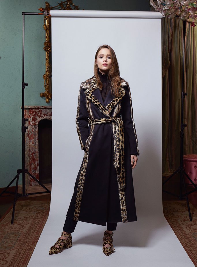 Blumarine（蓝色情人）2025女装品牌广告大片