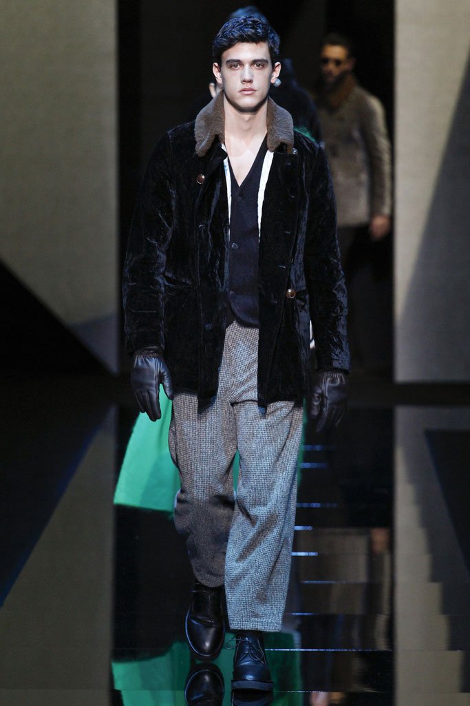 Giorgio Armani（乔治·阿玛尼）2025米兰时装周男装秀