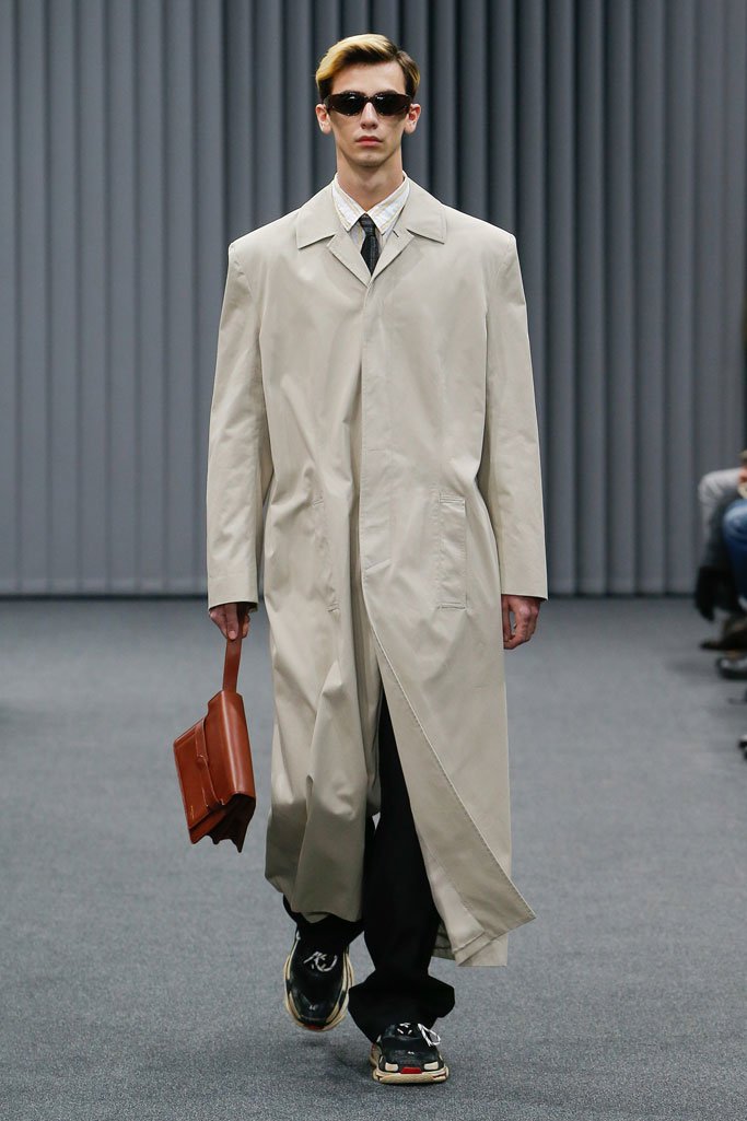 Balenciaga（巴黎世家）2025巴黎时装周男装秀