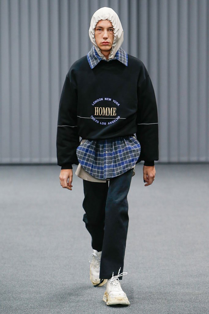 Balenciaga（巴黎世家）2025巴黎时装周男装秀
