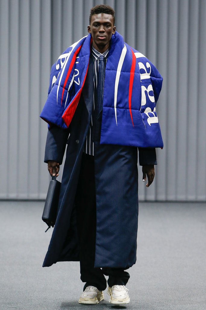 Balenciaga（巴黎世家）2025巴黎时装周男装秀