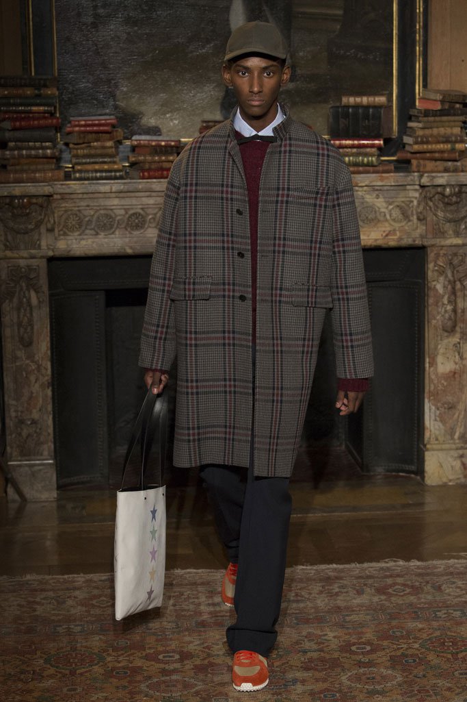 Valentino（华伦天奴）2025巴黎时装周男装秀