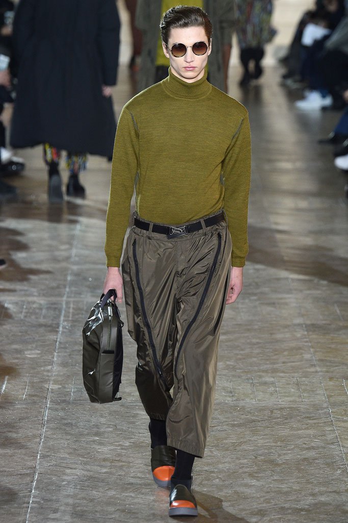 Issey Miyake（三宅一生）2025巴黎时装周男装秀