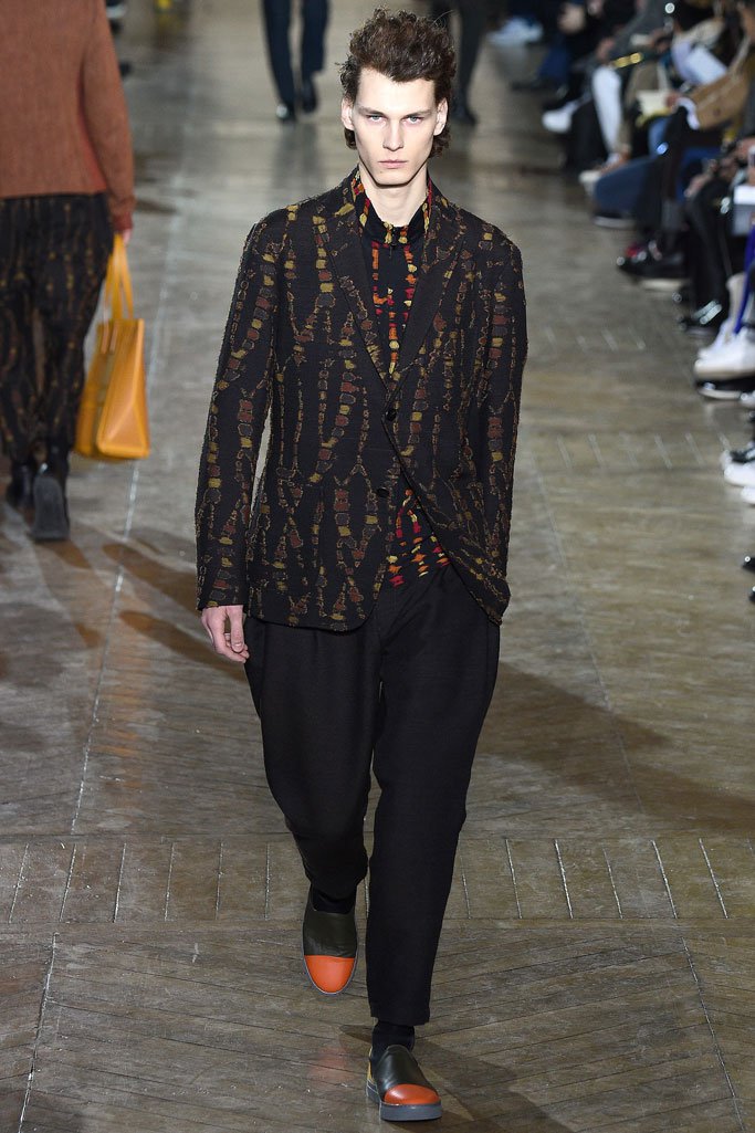 Issey Miyake（三宅一生）2025巴黎时装周男装秀