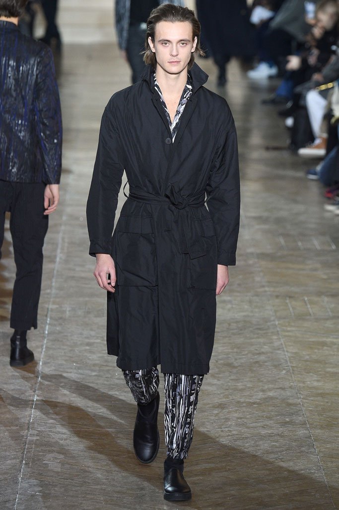 Issey Miyake（三宅一生）2025巴黎时装周男装秀