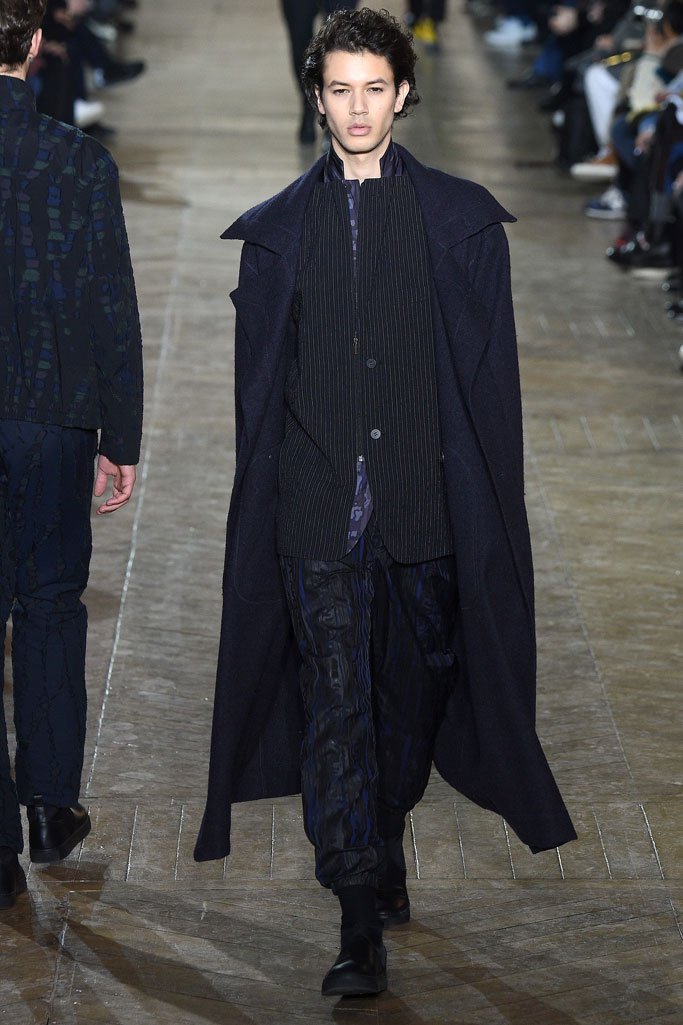 Issey Miyake（三宅一生）2025巴黎时装周男装秀