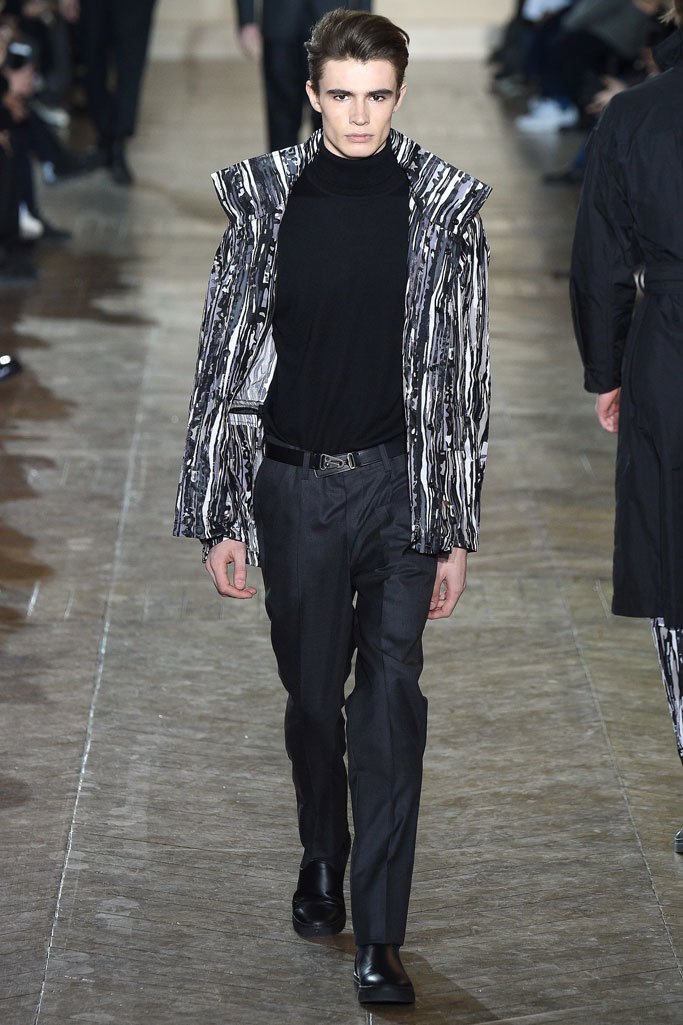 Issey Miyake（三宅一生）2025巴黎时装周男装秀