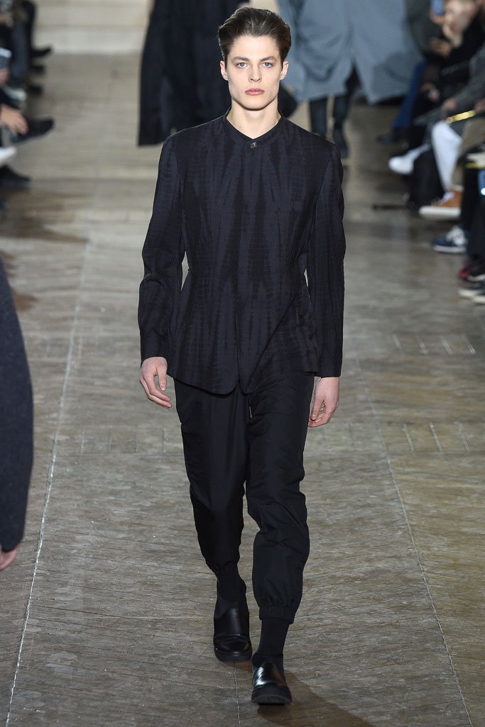 Issey Miyake（三宅一生）2025巴黎时装周男装秀