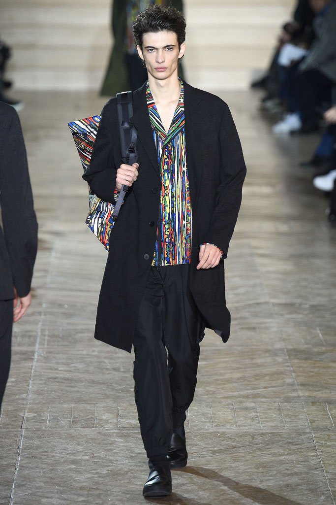 Issey Miyake（三宅一生）2025巴黎时装周男装秀