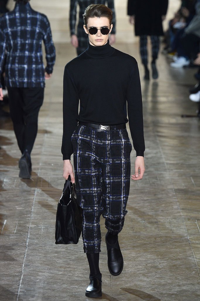 Issey Miyake（三宅一生）2025巴黎时装周男装秀