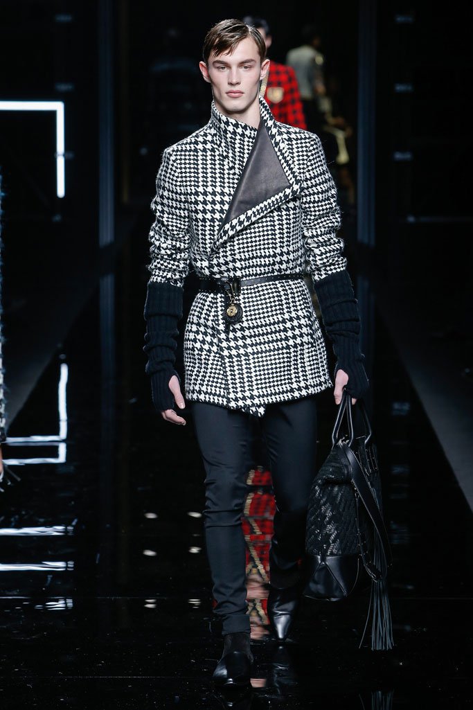 Balmain（巴尔曼）2025巴黎时装周秋冬男装秀