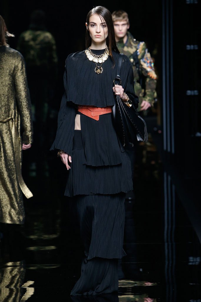 Balmain（巴尔曼）2025巴黎时装周秋冬男装秀