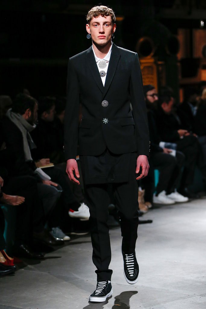 Givenchy（纪梵希）2025巴黎时装周男装秀
