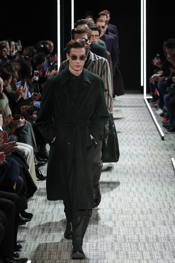 Cerruti 1881（切瑞蒂）2025巴黎时装周男装秀