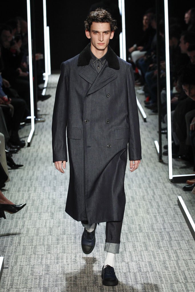 Cerruti 1881（切瑞蒂）2025巴黎时装周男装秀