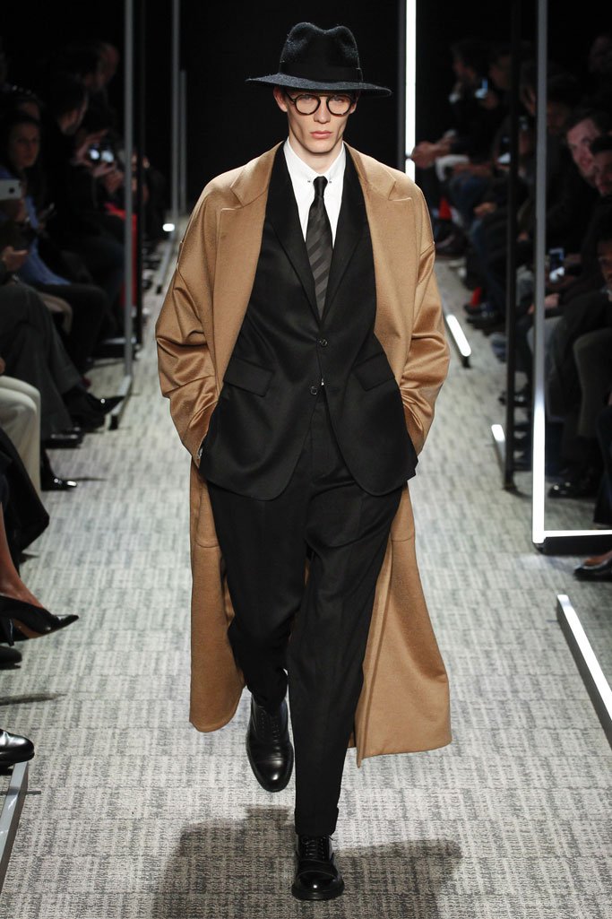 Cerruti 1881（切瑞蒂）2025巴黎时装周男装秀