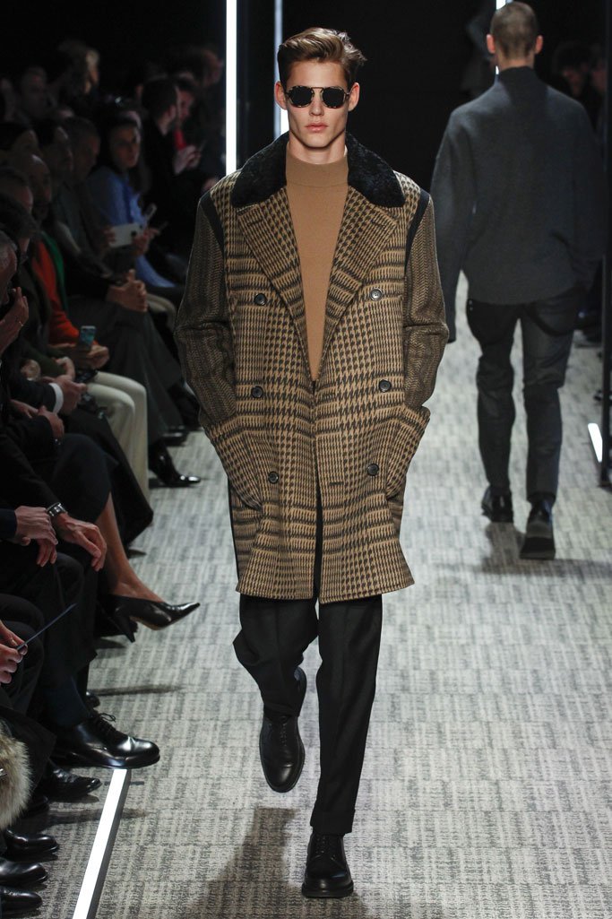 Cerruti 1881（切瑞蒂）2025巴黎时装周男装秀