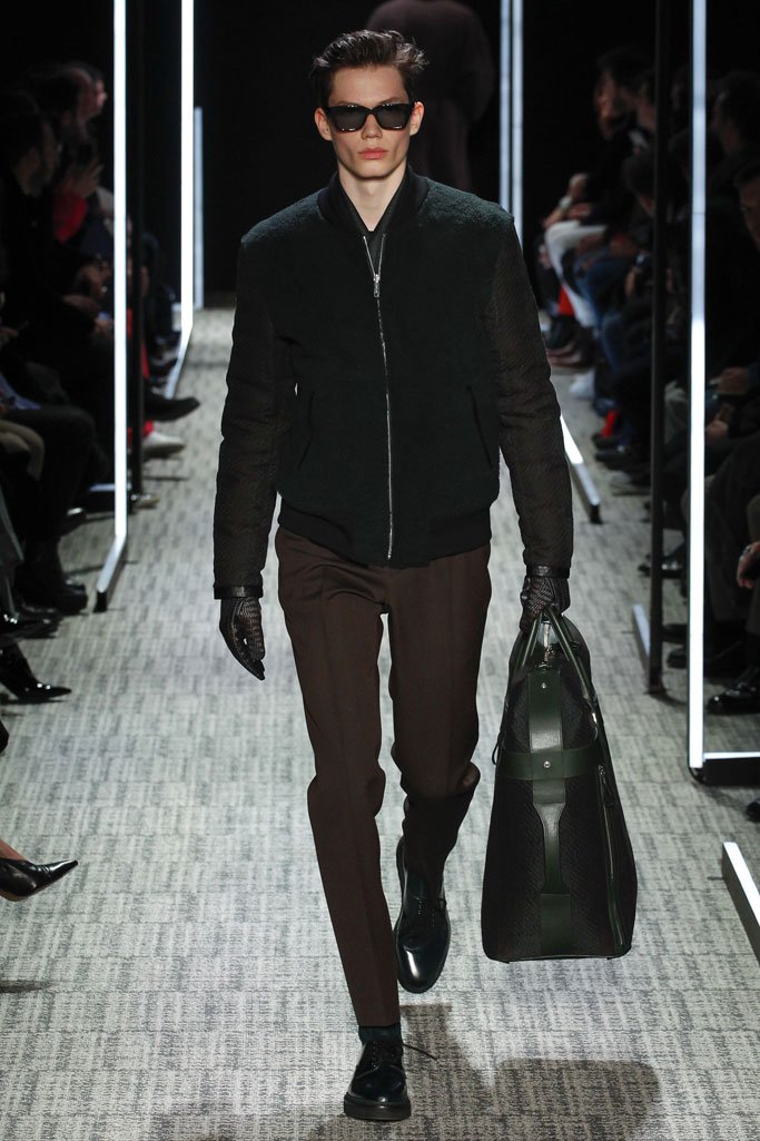 Cerruti 1881（切瑞蒂）2025巴黎时装周男装秀